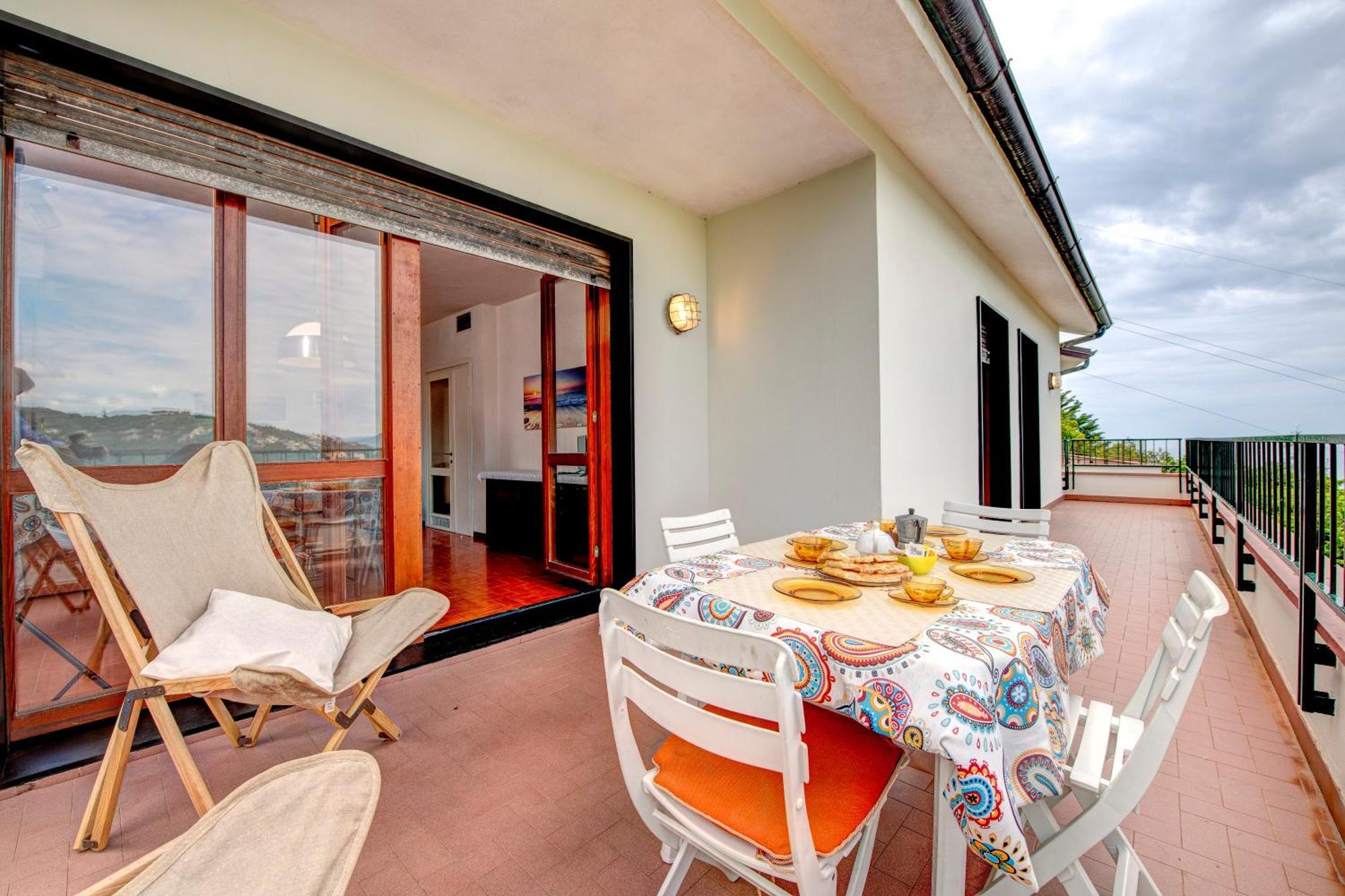 Apartamento Beautiful Tigullio Lavagna Exterior foto